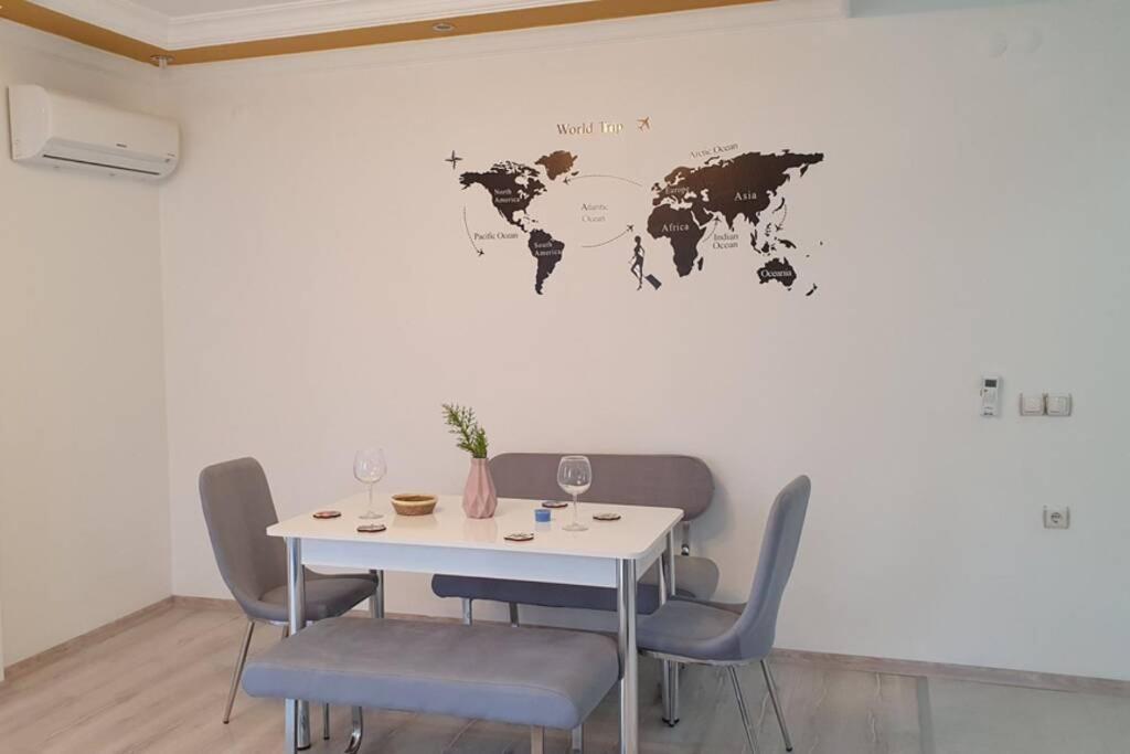 2+1 Apartm With Garden + Balcony , At Ladies Daire Kuşadası