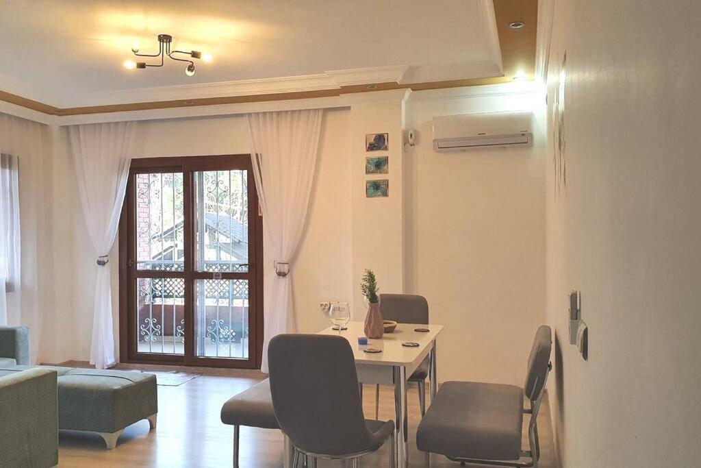 2+1 Apartm With Garden + Balcony , At Ladies * Kuşadası