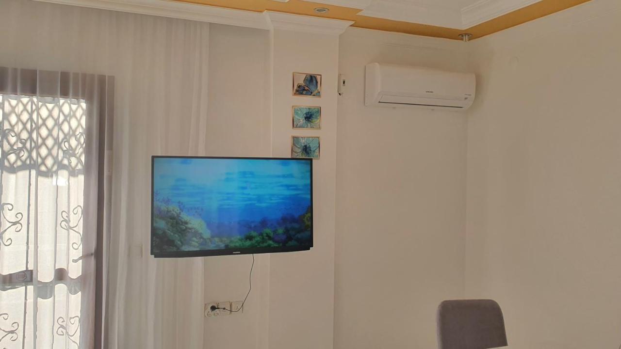 Daire 2+1 Apartm With Garden + Balcony , At Ladies